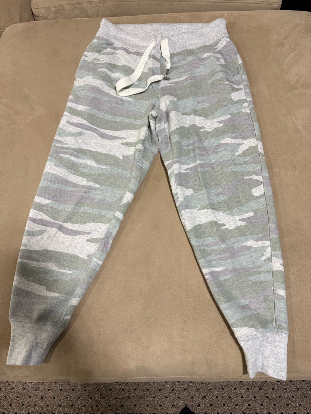 aerie Women's Green Gray Camo Jogger Pants